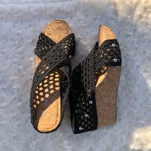 Versona | Stretchy Crochet Black Platform Wedges